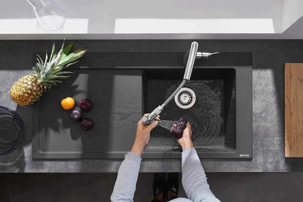 Смеситель для кухни Hansgrohe Metris M71 73800000 хром Sancos — официальный сайт