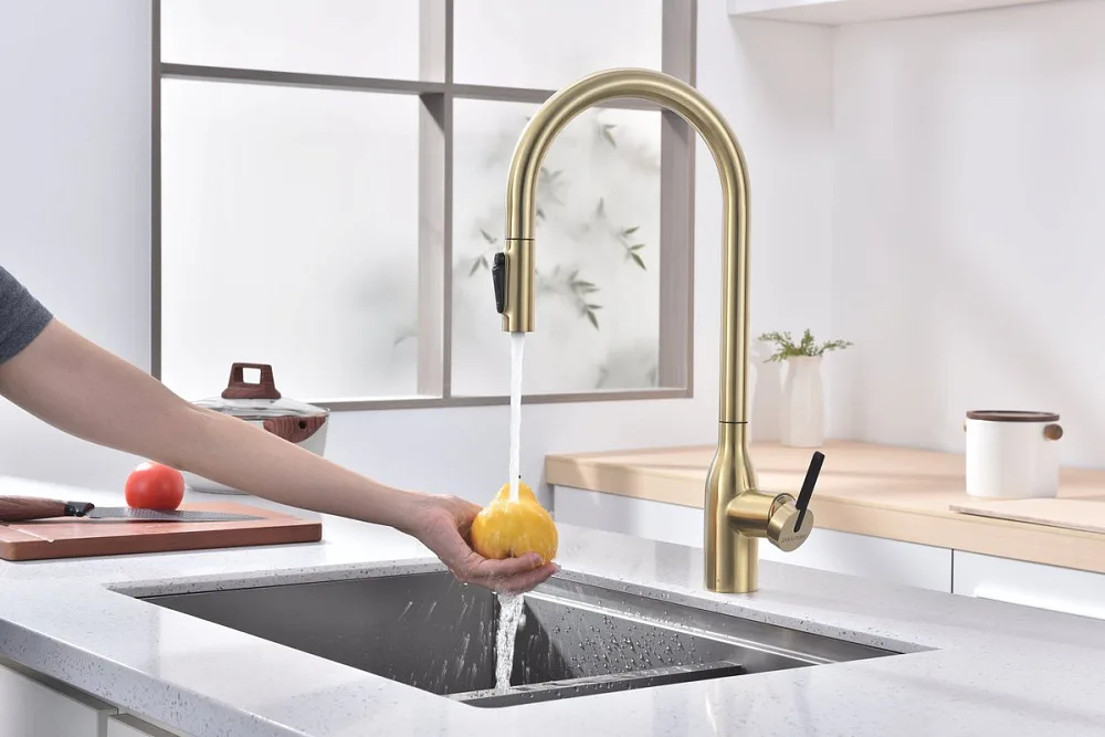 Смеситель для кухни Paulmark Universal Un213880-SBG светлое брашированное золото Sancos — официальный сайт