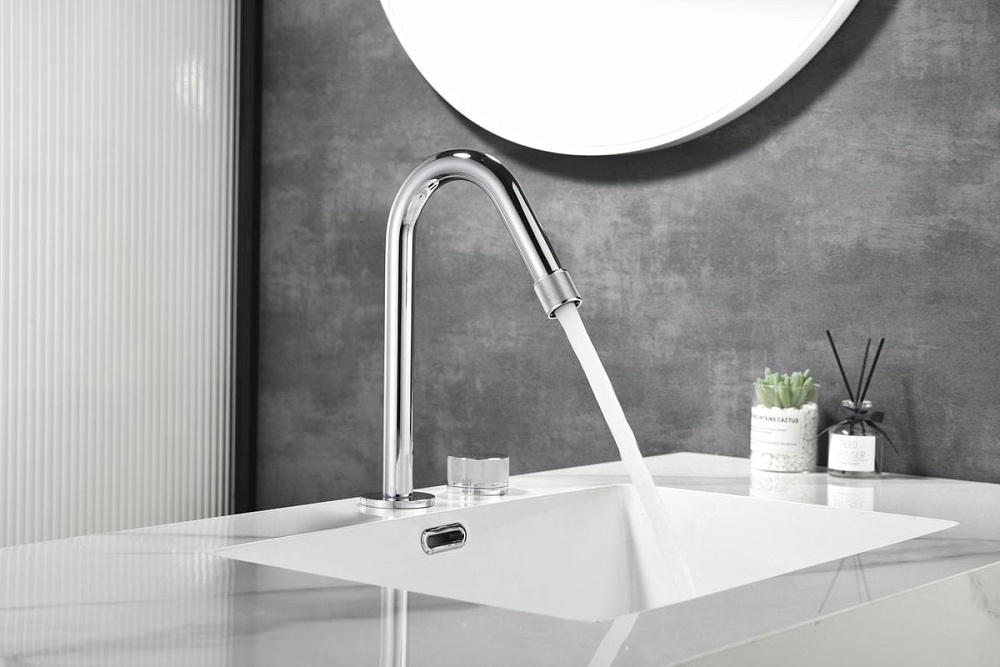 Смеситель для раковины Black&White Gravity 7108C chrome