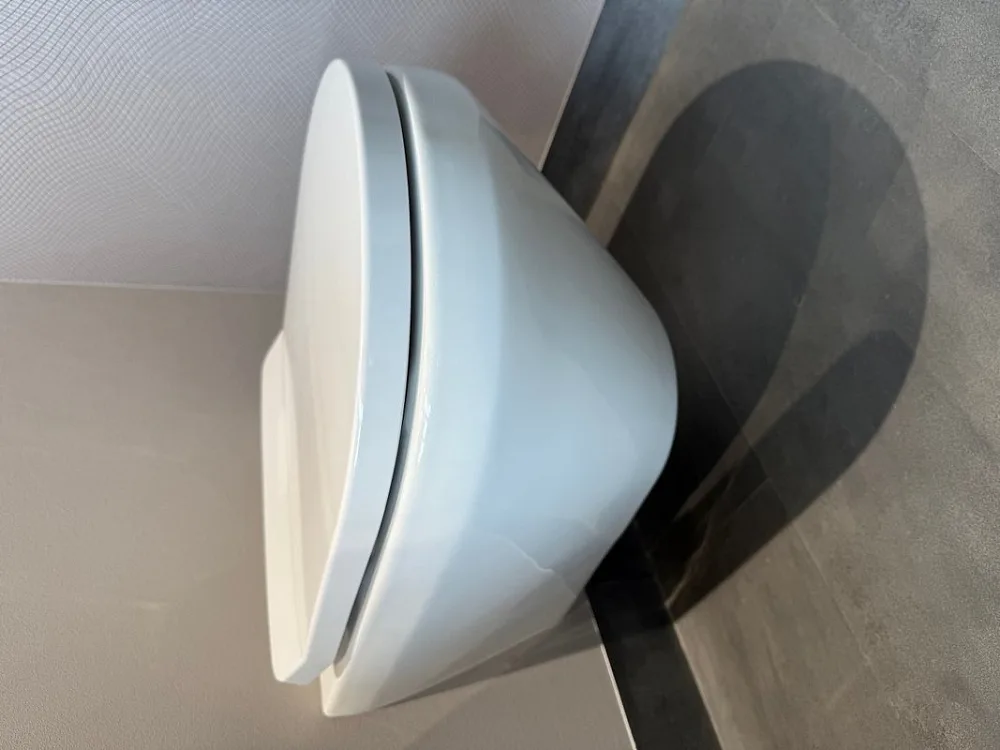 Унитаз подвесной Villeroy & Boch Architectura 4616СВ01 с сиденьем 8М70S101 Sancos — официальный сайт