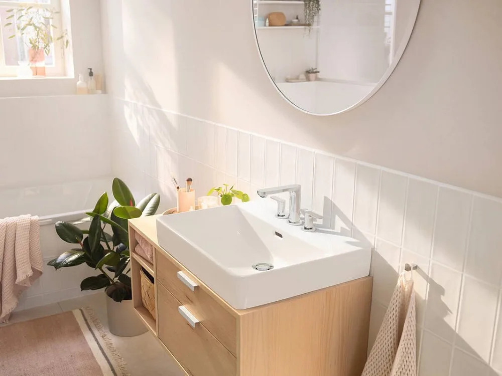 Смеситель для раковины Hansgrohe Rebris S 72530000 хром Sancos — официальный сайт