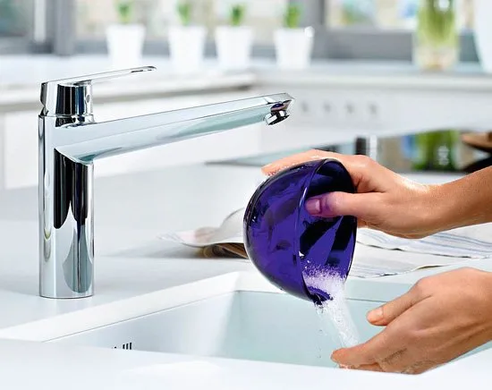 Смеситель для кухни Grohe Eurodisc Cosmopolitan 33770002 Sancos — официальный сайт