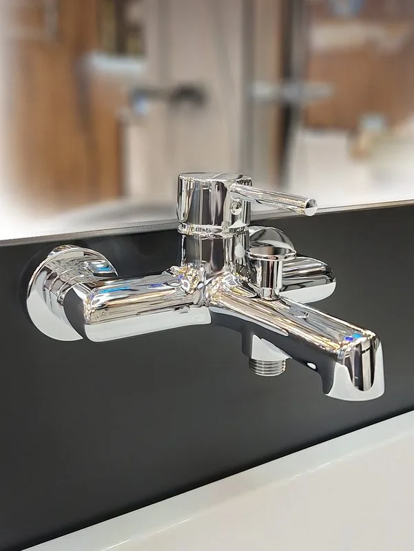 Смеситель для ванны с душем AltroBagno Intento 0218 Cr, хром Sancos — официальный сайт