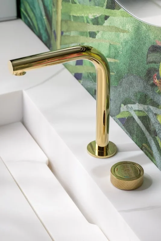 Смеситель для раковины Boheme Tech 158-G золото Sancos — официальный сайт