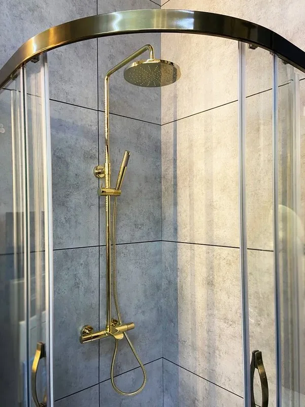 Душевая стойка AltroBagno Costanza 030419 Or, золото Sancos — официальный сайт