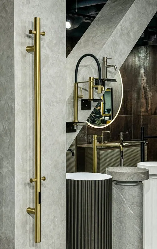 Полотенцесушитель электрический Boheme Uno 726-MG 150x12, matt gold Sancos — официальный сайт