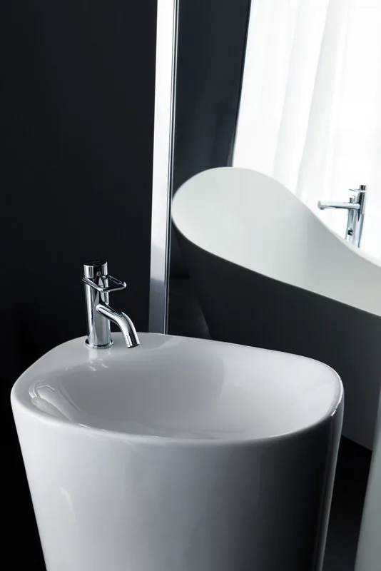 Раковина Laufen Palomba 8.1180.4.000.104.1 напольная Sancos — официальный сайт