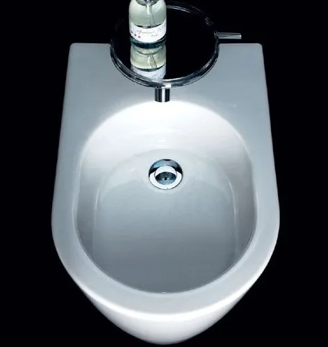 Биде подвесное Laufen Kartell by Laufen 8.3033.1.000.302.1 Sancos — официальный сайт