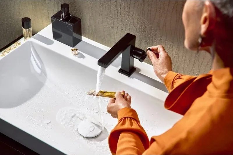Смеситель для раковины Hansgrohe Tecturis E 110 Fine 73020670 матовый черный Sancos — официальный сайт