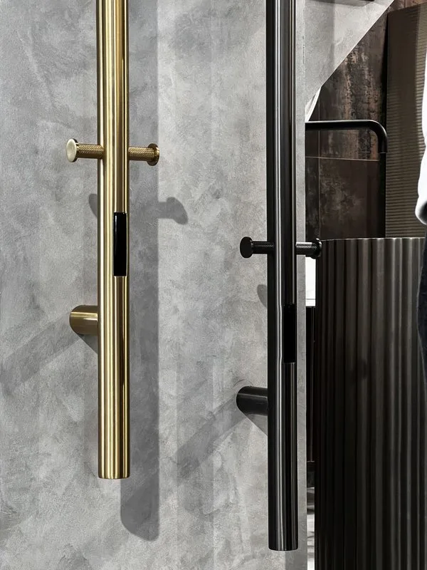 Полотенцесушитель электрический Boheme Uno 726-GM 150x12, gun metal Sancos — официальный сайт