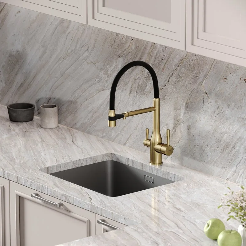 Смеситель для кухни Sancos Garda SC4009BG с гибким изливом, брашированное золото Sancos — официальный сайт