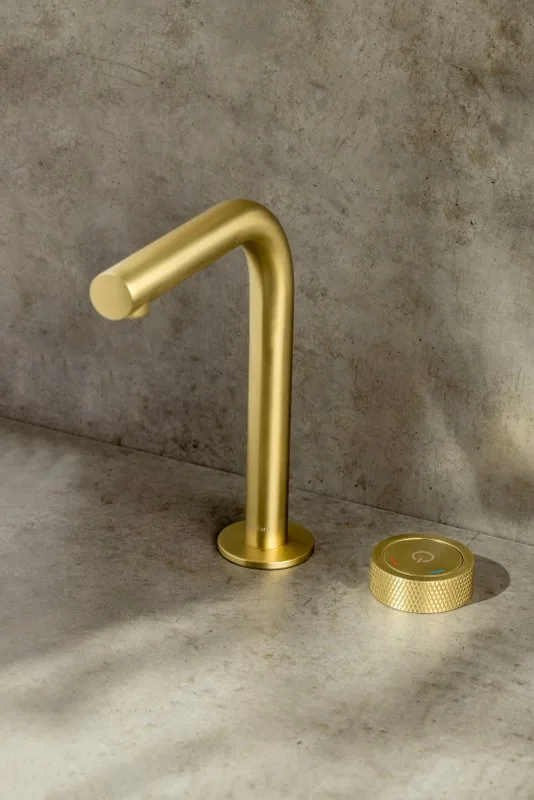 Смеситель для раковины Boheme Tech 158-MG matt gold Sancos — официальный сайт