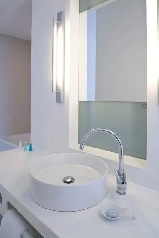 Смеситель для кухни Grohe Minta 32917000 Sancos — официальный сайт
