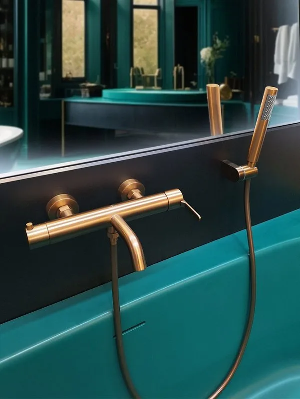 Смеситель для ванны с душем AltroBagno Unione 0223 RaSp, матовая медь Sancos — официальный сайт