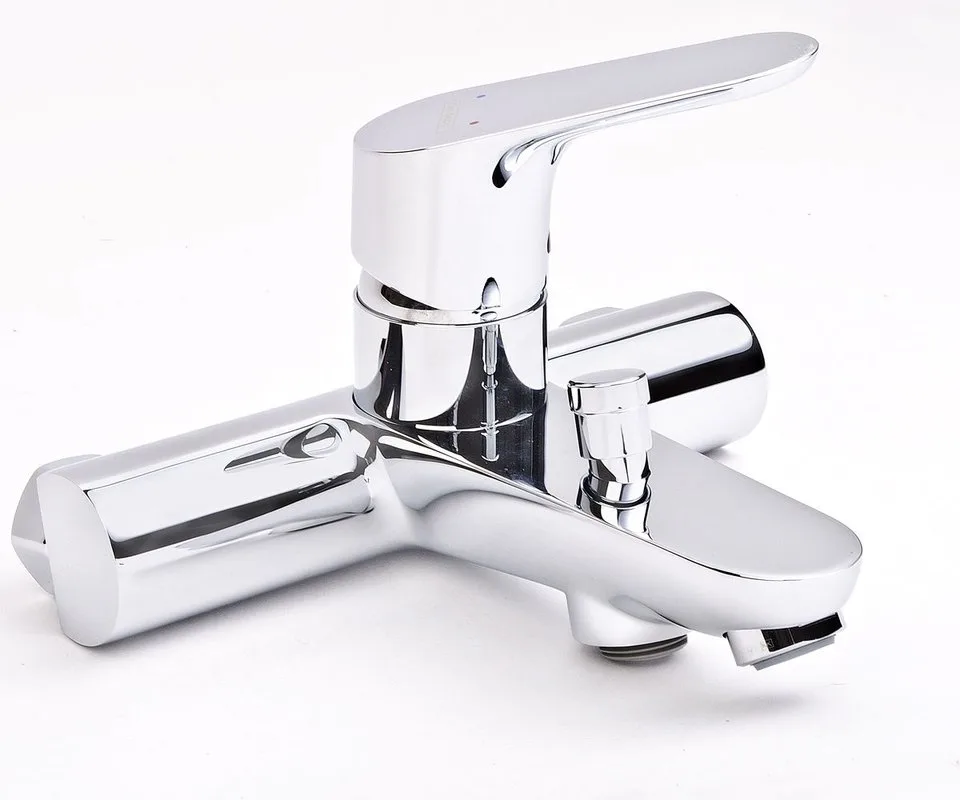Смеситель для ванны с душем Hansgrohe Focus E2 31940000, + Душевой гарнитур Hansgrohe Crometta 100 M Sancos — официальный сайт