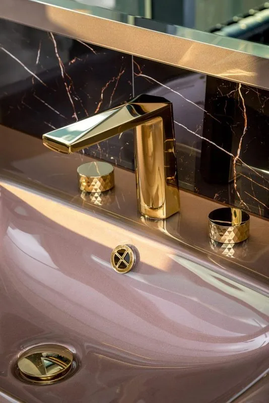 Смеситель для раковины Boheme Venturo 150-G-DIAMOND золото Sancos — официальный сайт