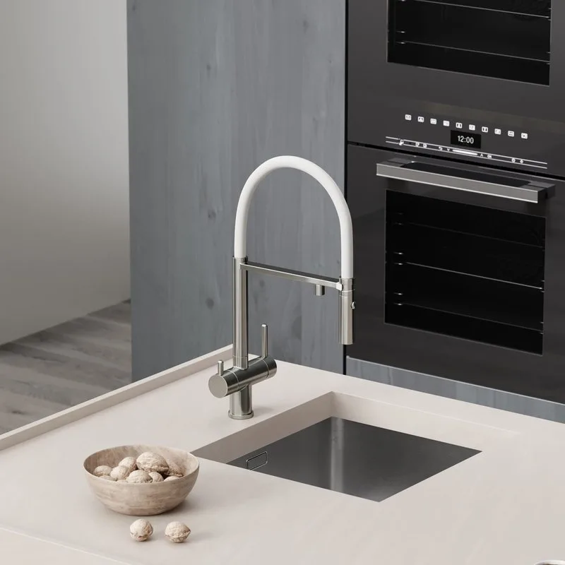 Смеситель для кухни гибкий с фильтром для питьевой воды SC4010BNwh, брашированный никель, матовый бе Sancos — официальный сайт