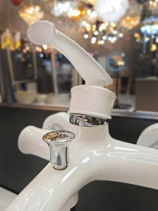 Смеситель для ванны с душем AltroBagno Beatrice 0206 Bi, белый Sancos — официальный сайт