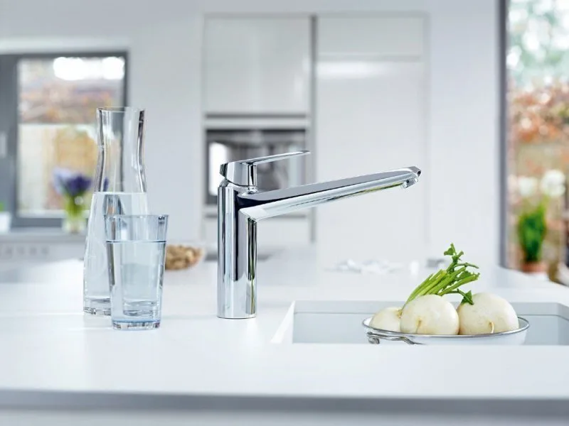 Смеситель для кухни Grohe Eurodisc Cosmopolitan 33770002 Sancos — официальный сайт