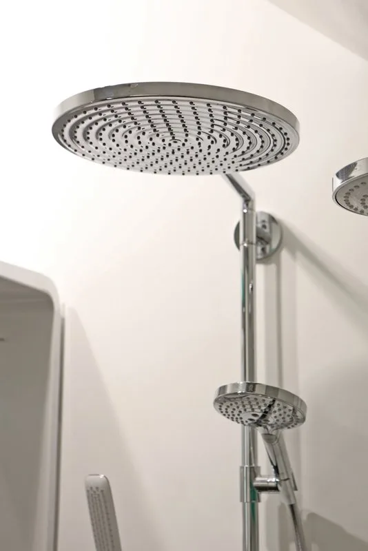 Душевая стойка Hansgrohe Raindance Select S 300 27114000, Showerpipe Sancos — официальный сайт