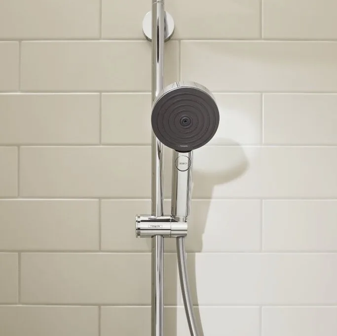 Душевая стойка Hansgrohe Pulsify Showerpipe 260 1jet 24220000, хром Sancos — официальный сайт