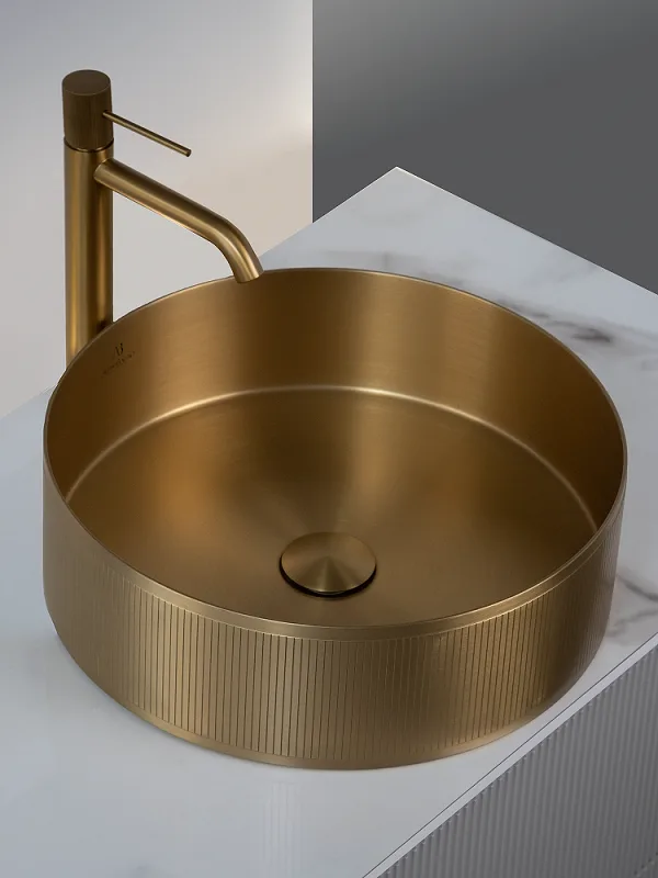 Накладная раковина AltroBagno Costoso 001005 OrSp матовое золото Sancos — официальный сайт