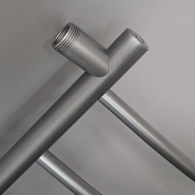 Полотенцесушитель водяной Indigo Arc LASW70-40GFM-б/п-60, graphite metallic Sancos — официальный сайт