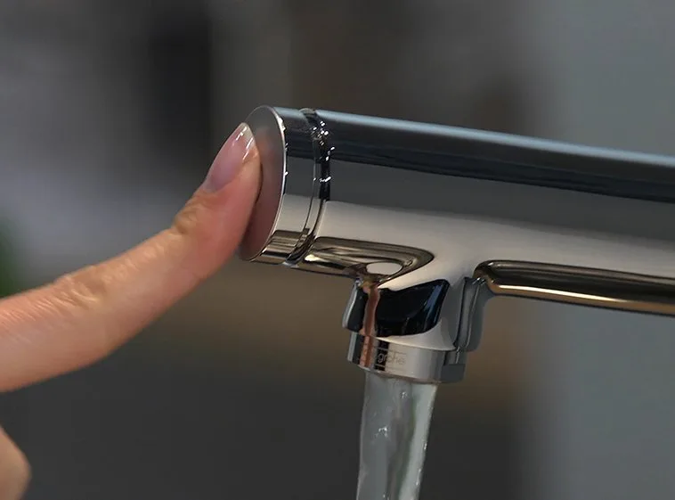 Смеситель для кухни Hansgrohe Metris Select 14884000 Sancos — официальный сайт