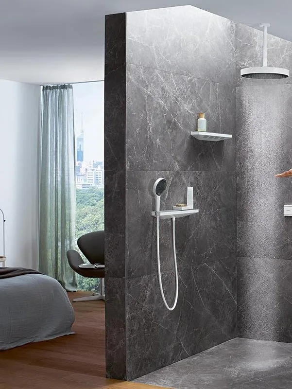 Шланговое подключение Hansgrohe Rainfinity Porter 500 26843700, с полкой и держателем Sancos — официальный сайт