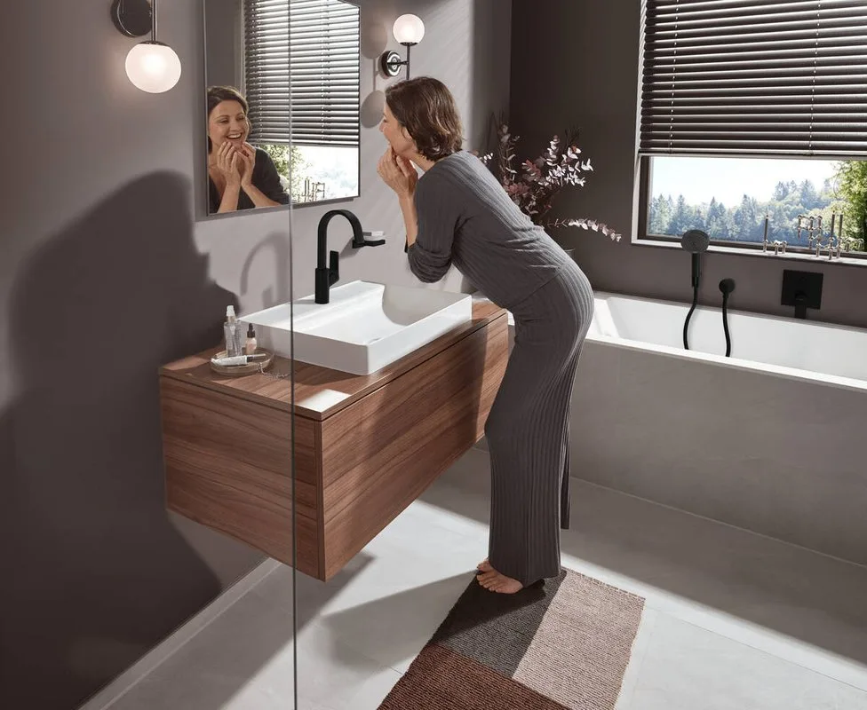 Встраиваемый смеситель Hansgrohe Vivenis 75415670 матовый черный Sancos — официальный сайт