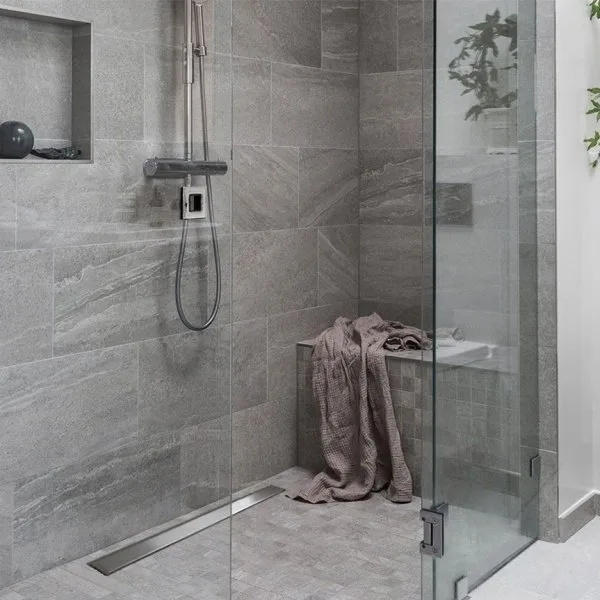 Душевой трап (лоток) Pestan Confluo Frameless Line 650, матовый хром Sancos — официальный сайт