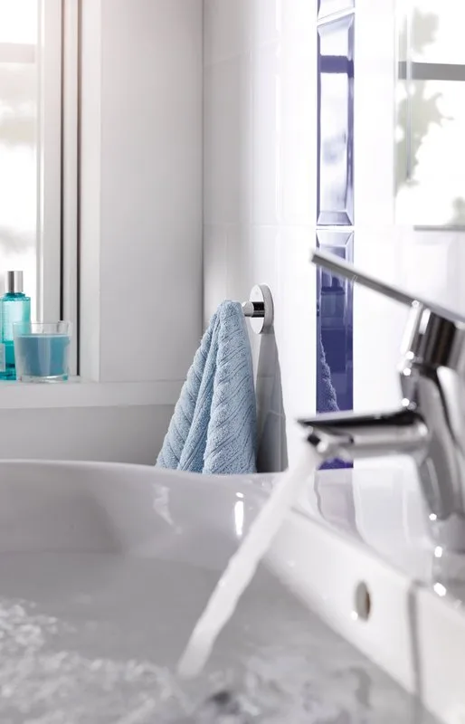 Крючок Grohe Essentials 40364001 Sancos — официальный сайт