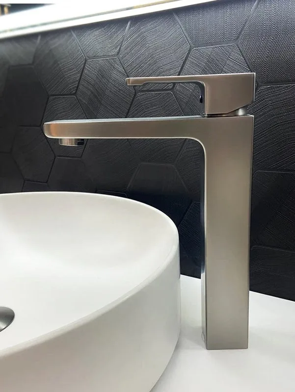 Смеситель для раковины AltroBagno Lamberto 010224 GrMt оружейная сталь Sancos — официальный сайт