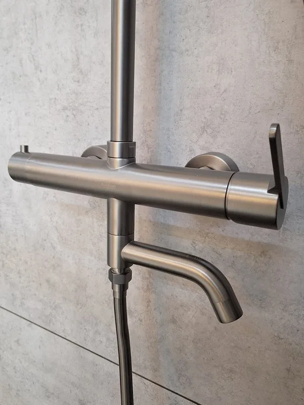 Душевая стойка AltroBagno Unione 030210 GrMt, оружейная сталь Sancos — официальный сайт