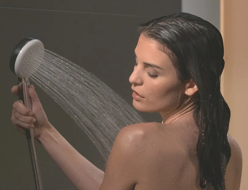Душевая лейка Hansgrohe Crometta 100 1jet 26825400 белый, хром Sancos — официальный сайт