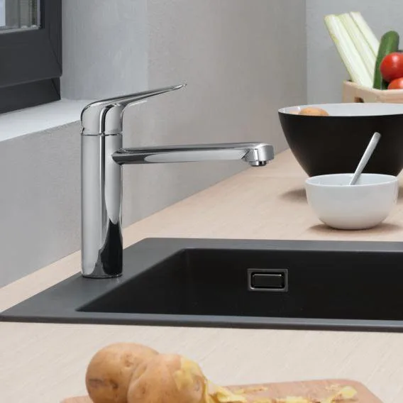 Смеситель для кухни Hansgrohe Focus M42 71806000 хром Sancos — официальный сайт