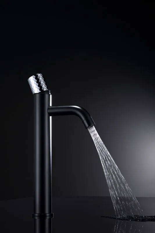 Смеситель для раковины Boheme Stick 122-BCR black diamond chrome Sancos — официальный сайт