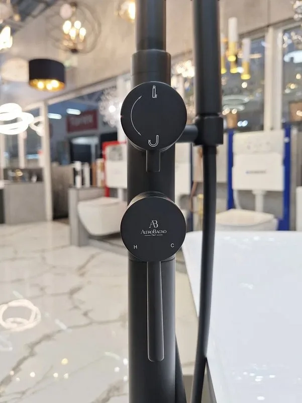 Напольный смеситель для ванны с душем AltroBagno Metropoli 020202 NeOp, С ВНУТРЕННЕЙ ЧАСТЬЮ, матовый Sancos — официальный сайт
