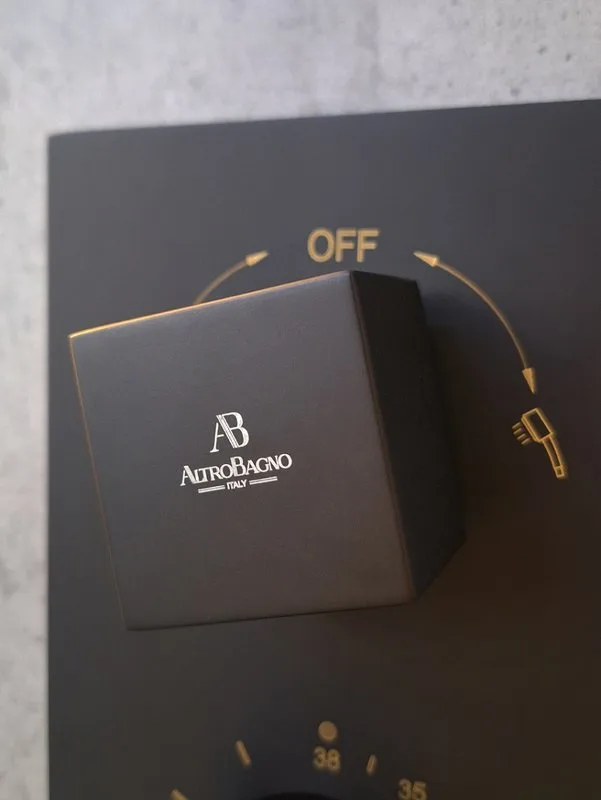 Душевой комплект AltroBagno Aperto 040104 NeOp, С ВНУТРЕННЕЙ ЧАСТЬЮ, матовый черный Sancos — официальный сайт
