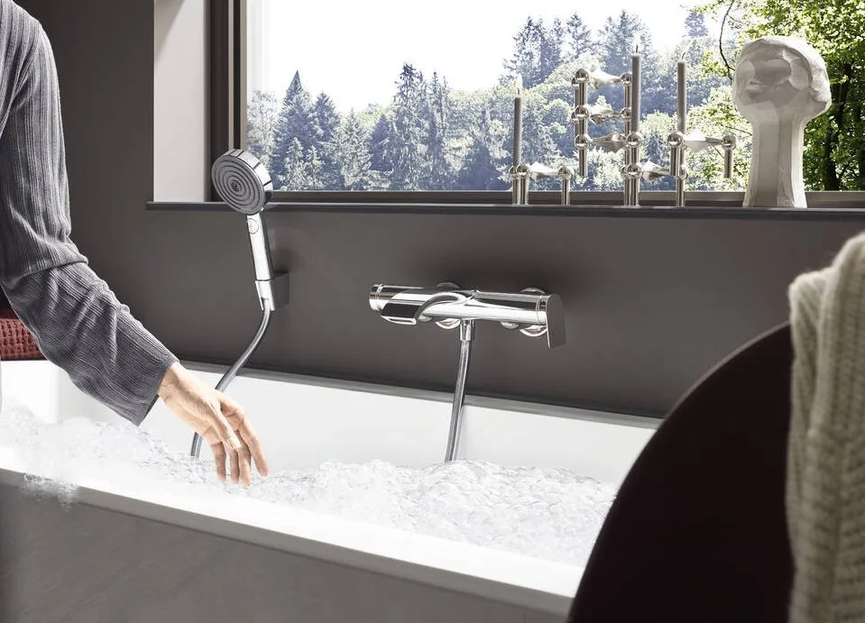 Смеситель для ванны с душем Hansgrohe Vivenis 75420000, хром Sancos — официальный сайт