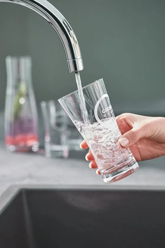 Смеситель для кухни Grohe Blue Pure BauCurve 30385000, с фильтром Sancos — официальный сайт