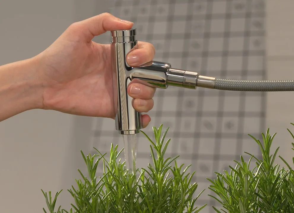 Смеситель для кухни Hansgrohe Metris 14820000 Sancos — официальный сайт