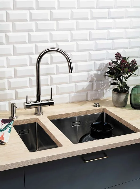 Смеситель для кухни Omoikiri Akita-S BN сталь Sancos — официальный сайт