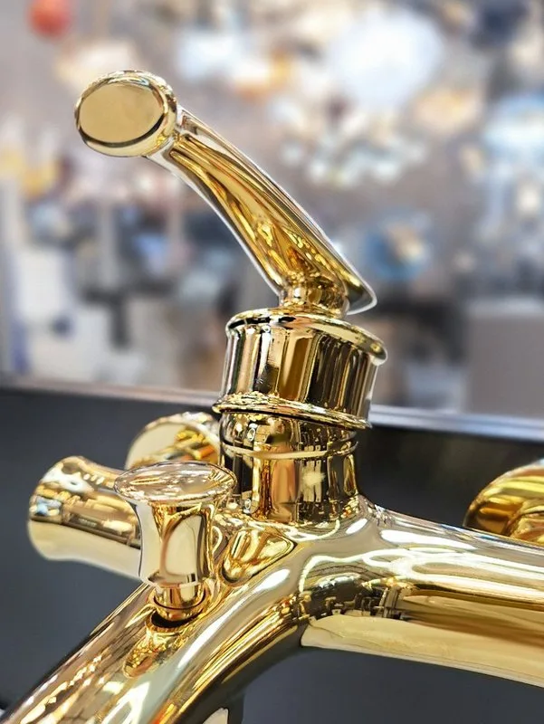 Смеситель для ванны с душем AltroBagno Beatrice 0210 Or, золото Sancos — официальный сайт