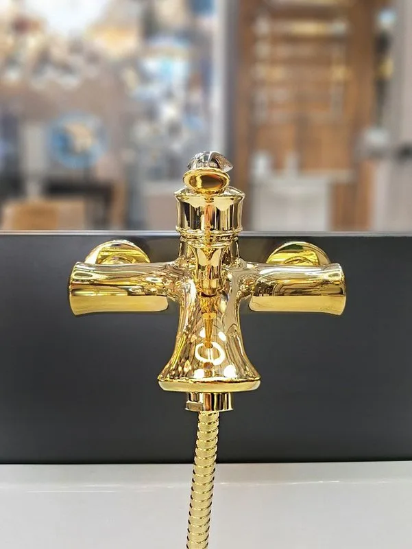 Смеситель для ванны с душем AltroBagno Beatrice 0210 Or, золото Sancos — официальный сайт