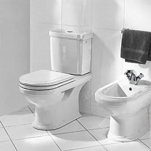 Крышка-сиденье Villeroy & Boch Hommage 8809 S6 R1 белый альпин, с микролифтом, петли латунь Sancos — официальный сайт