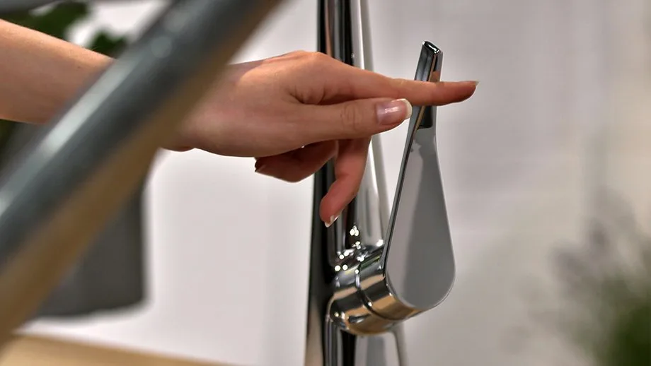 Смеситель для кухни Hansgrohe Metris 14821000 Sancos — официальный сайт